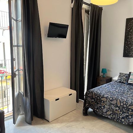 Triana Pelay Apartment Seville Exterior photo